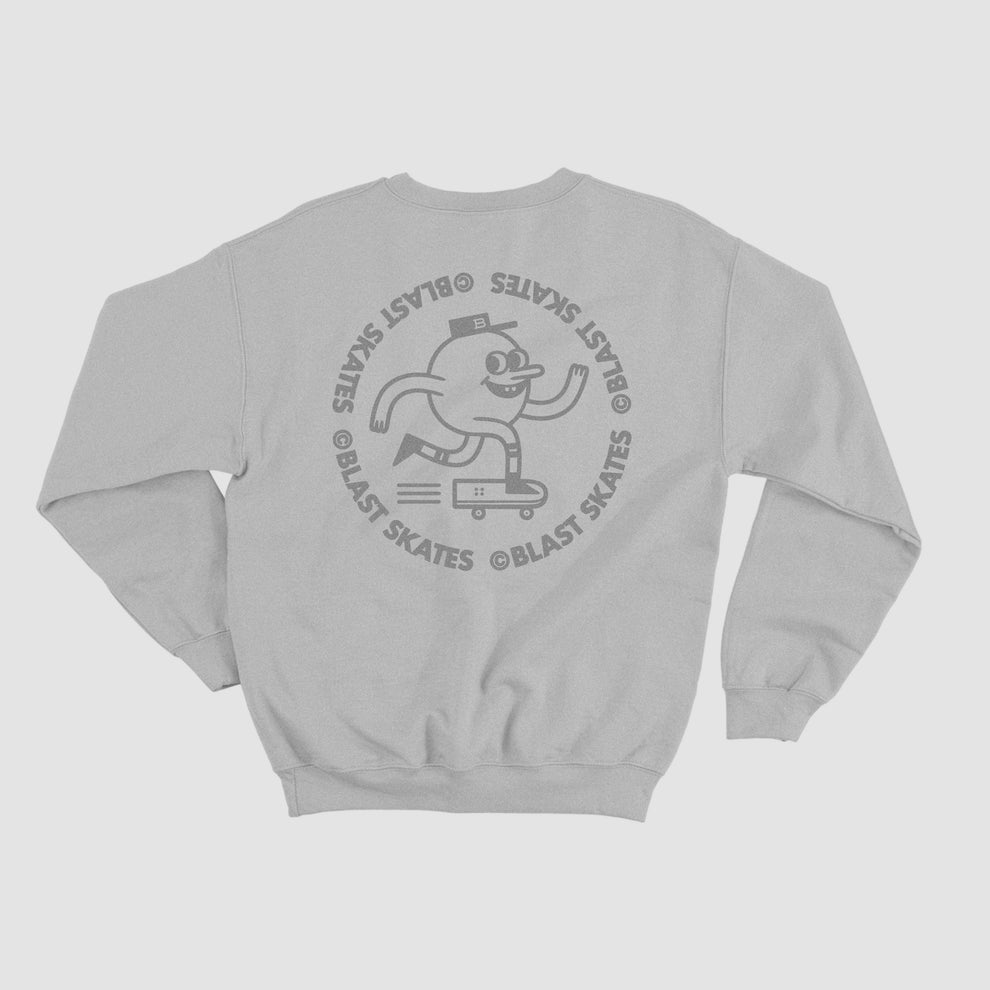 Round logo crew neck